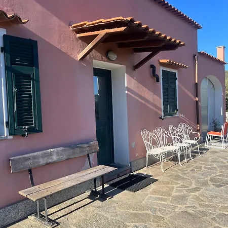 Σπίτι διακοπών Enjoy The Stunning Views In Muzazzi, Our Riviera