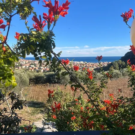 Σπίτι διακοπών Enjoy The Stunning Views In Muzazzi, Our Riviera